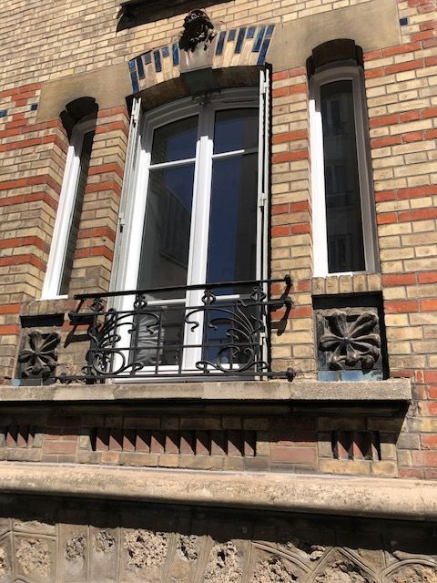 Fenêtre en bois de style ancien