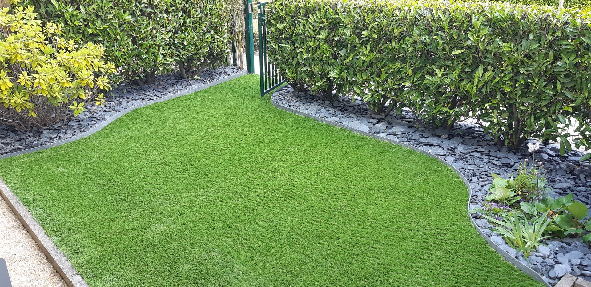 Pelouse synthétique