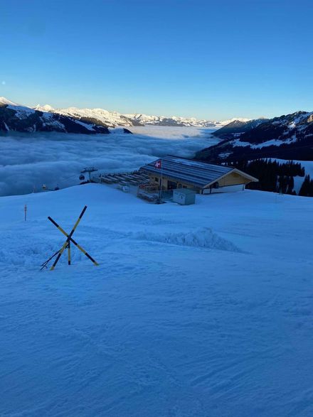 Aussicht von der Ötzi-Bar Lenk