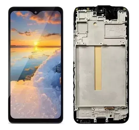 La parte frontal y posterior de un teléfono celular con una imagen de una puesta de sol en la pantalla.