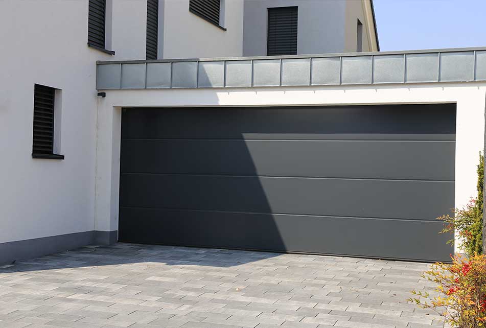 Porte de garage moderne grise