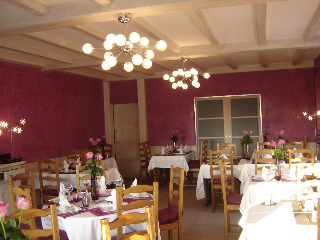 Salle restaurant éclairé