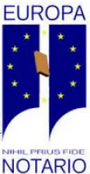 Logotipo: Diseño de la bandera de la Unión Europea con texto "EUROPA" y "NOTARIO"; forma rectangular marrón en el centro.