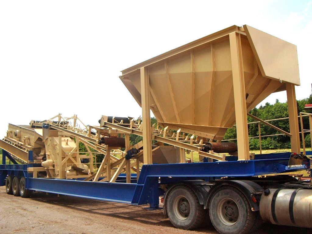 Remorque avec machine conçue sur mesure