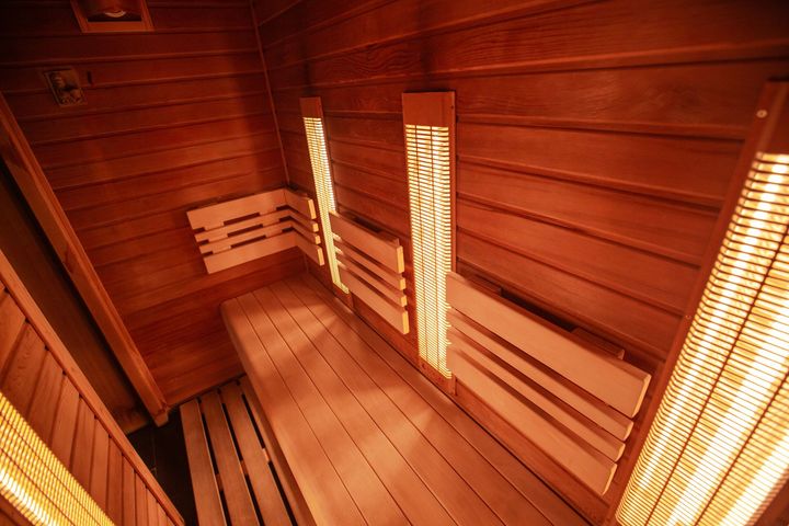 Intérieur d'une cabine infrarouge