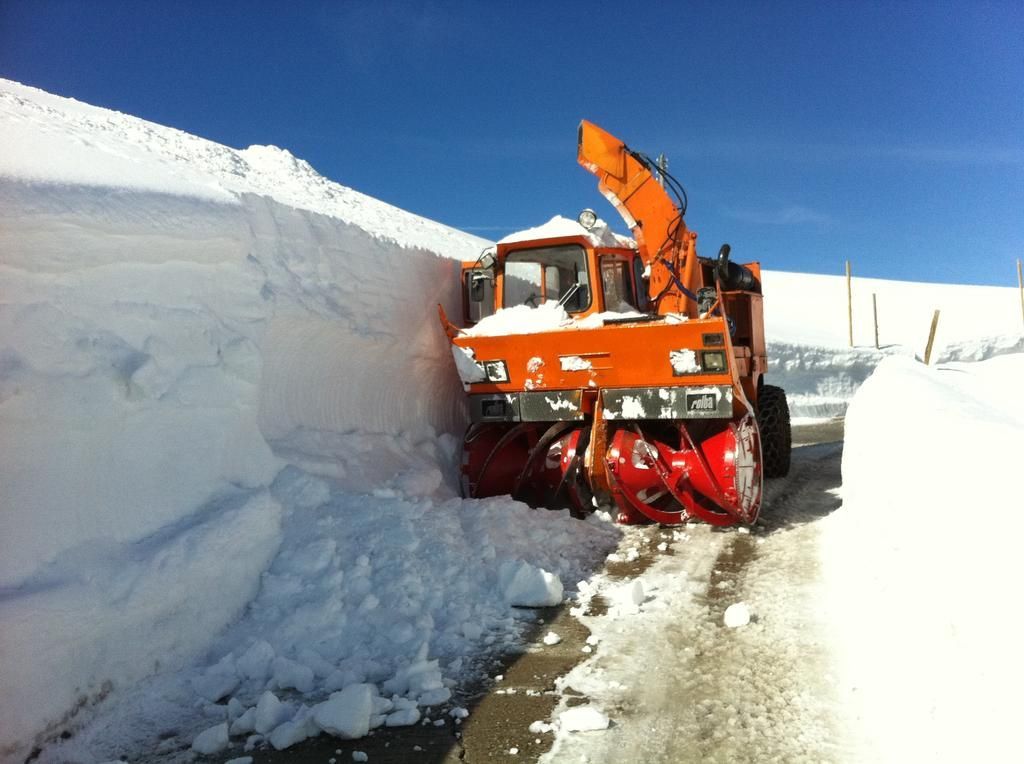 Albert Combremont - véhicules d'agriculture
