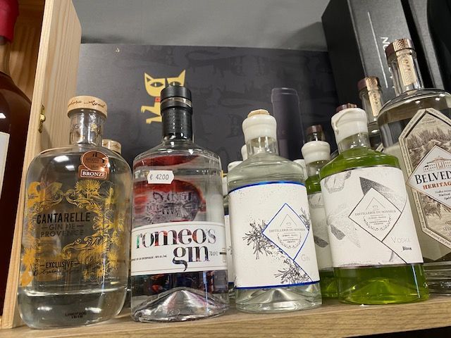 Selection d'alcools blancs