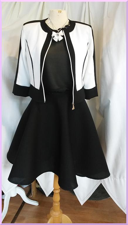 Ensemble noir jupe patineuse