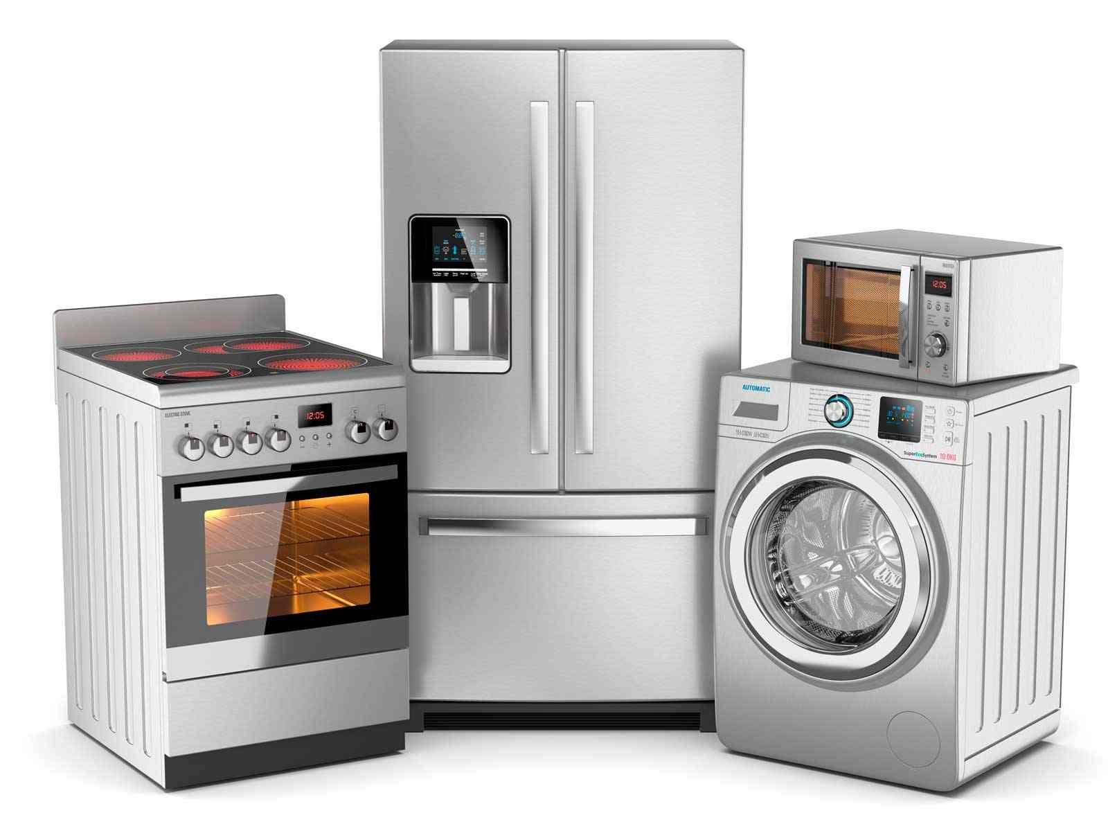 Un refrigerador, una estufa, una lavadora y un microondas están uno al lado del otro sobre un fondo blanco.