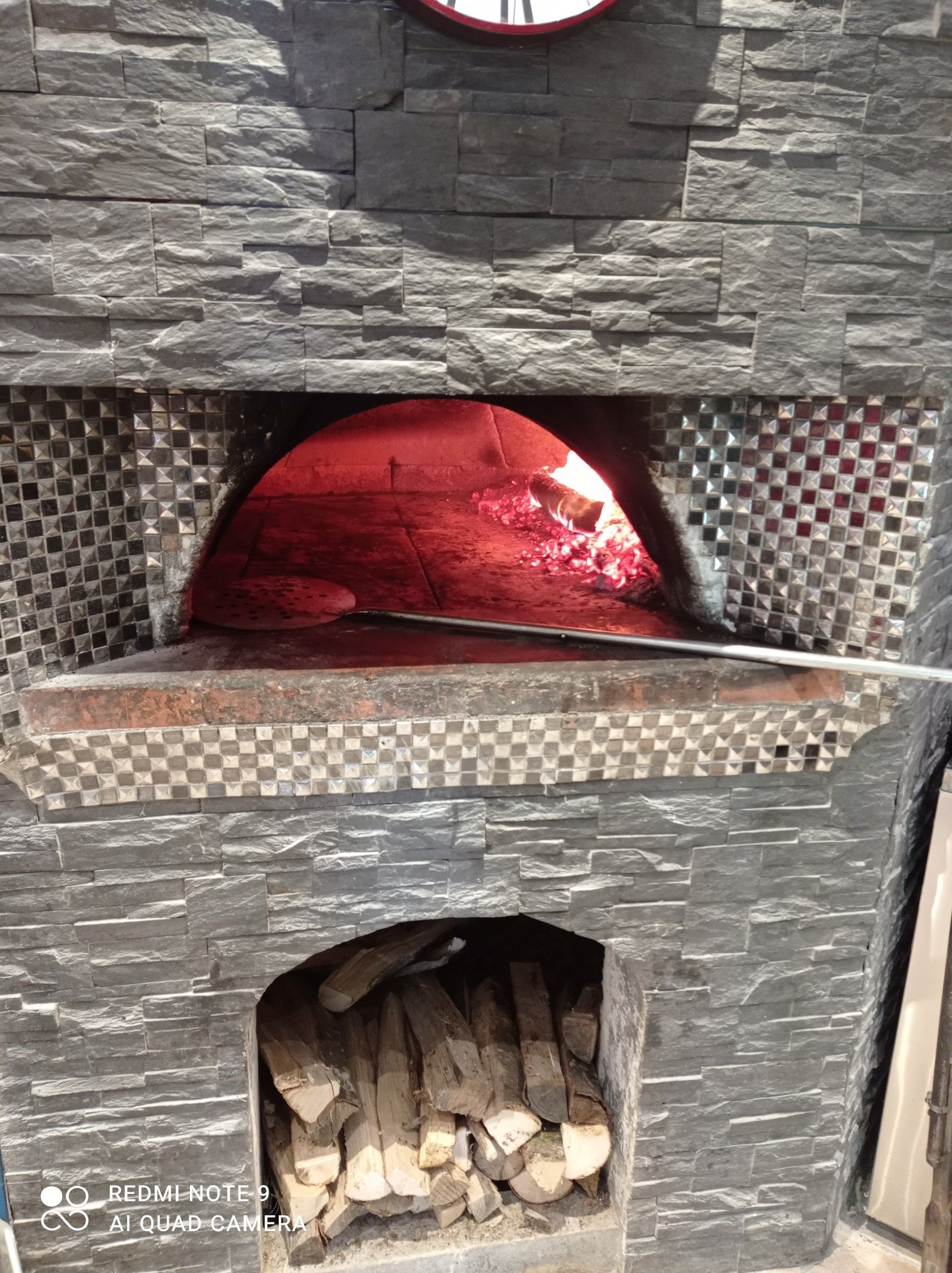 Bois de chauffage pour cheminée et fours à pizza