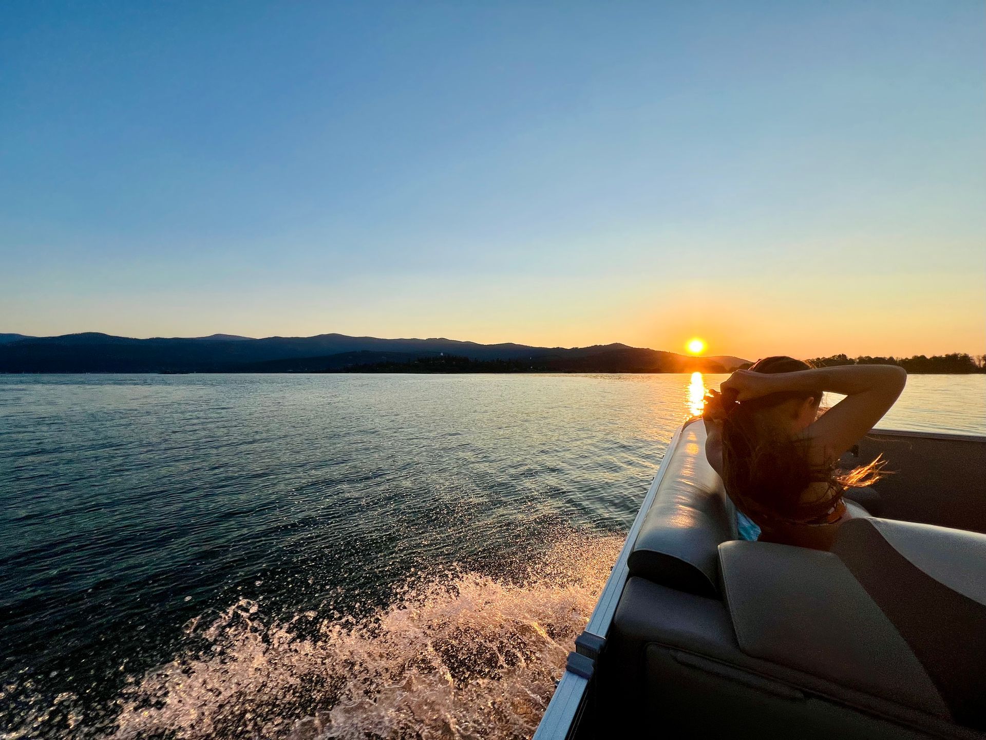 Flathead Lake, the largest freshwater lake west of the Great Lakes - Beautiful for all water adventures and boating of every kind