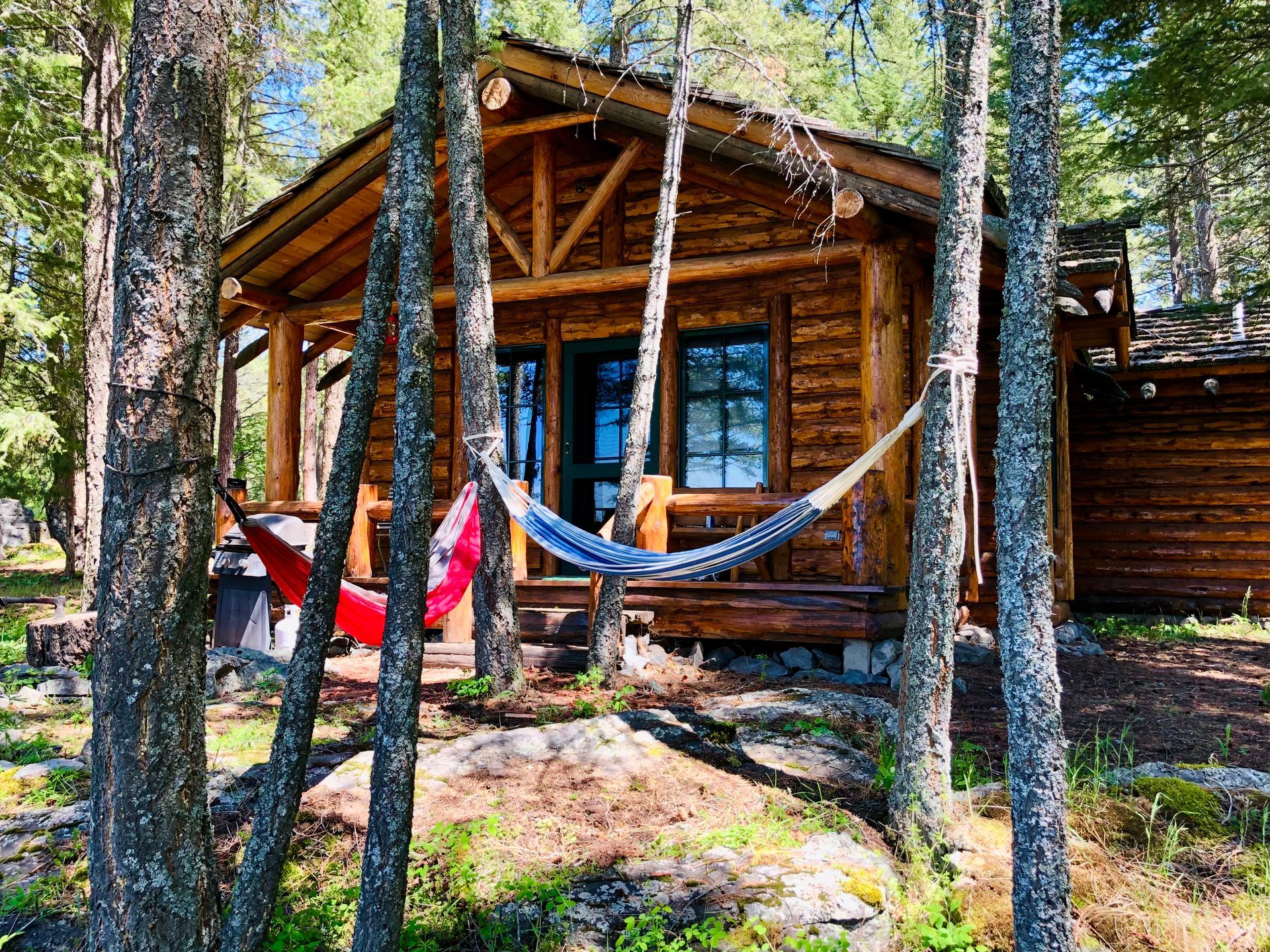 Elk Crest Cabin, with hammocks, Bigfork Montana, great location for all your MT adventures, Enjoy Montana Vacation Rentals