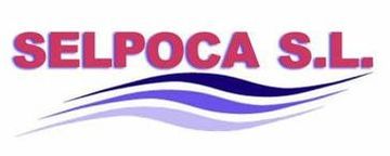 Logotipo de SELPOCA SL en rosa con líneas onduladas moradas sobre un fondo blanco.