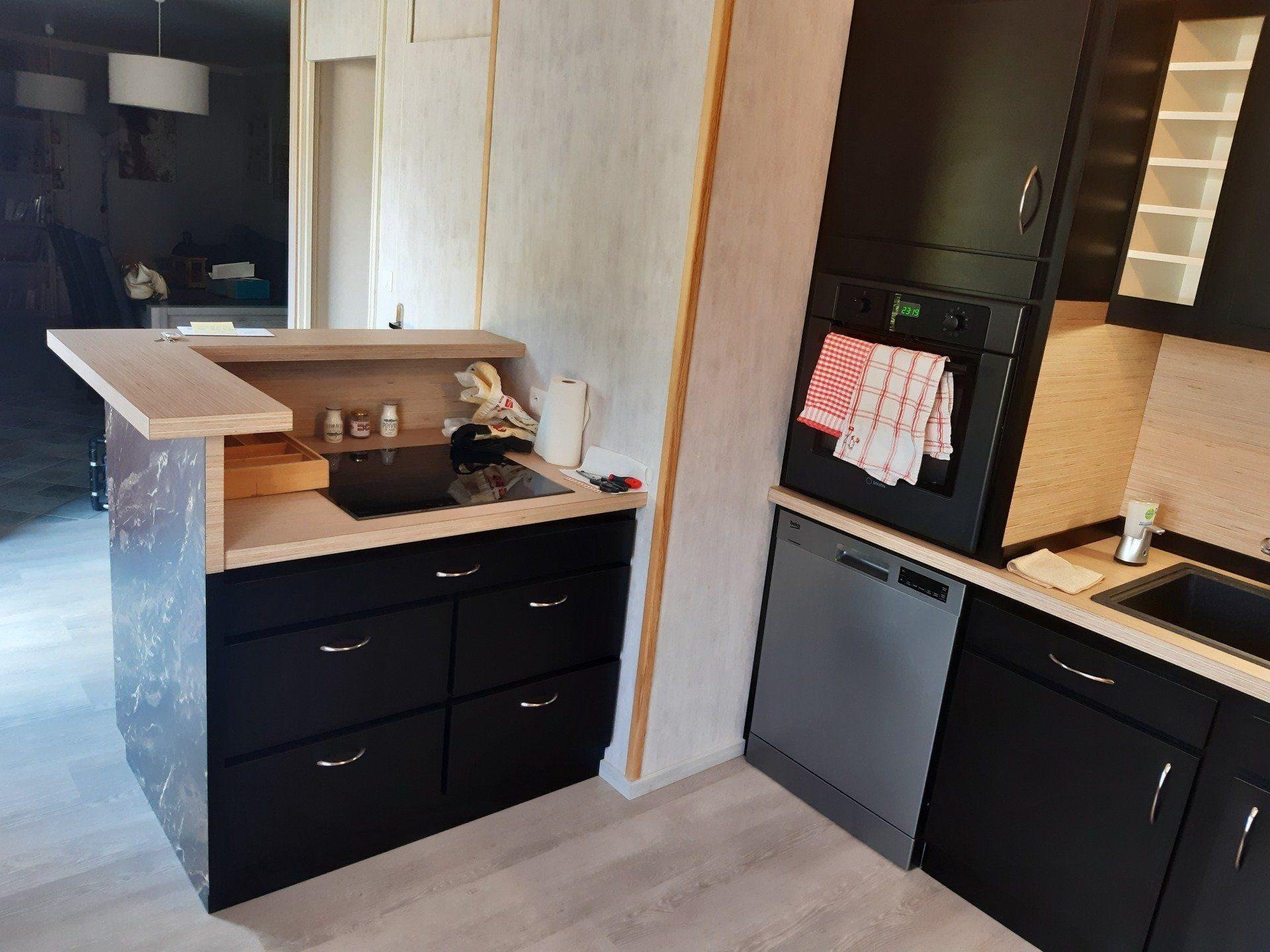 Cuisine contemporaine noire