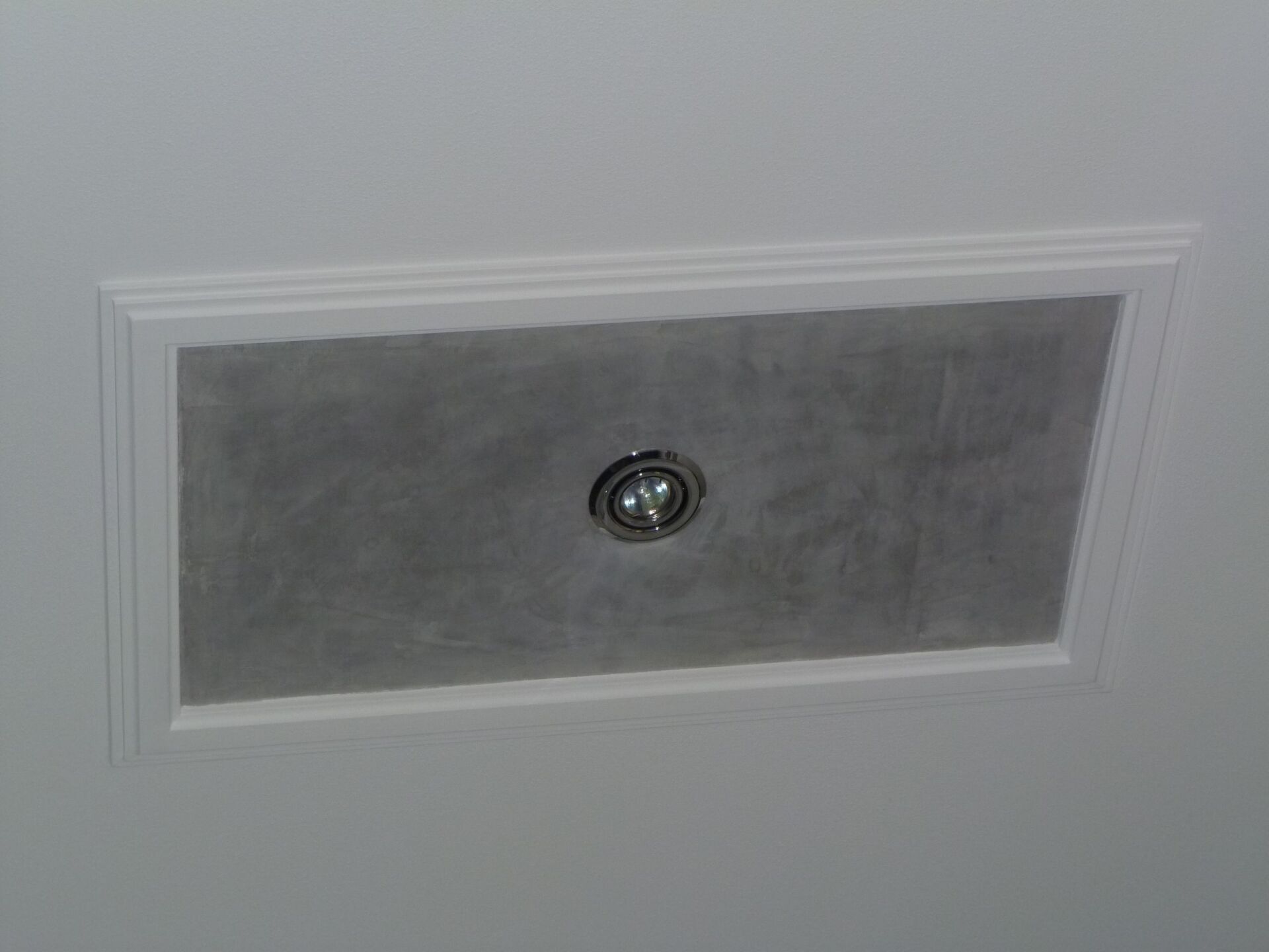 Stuck als Lampeneinfassung