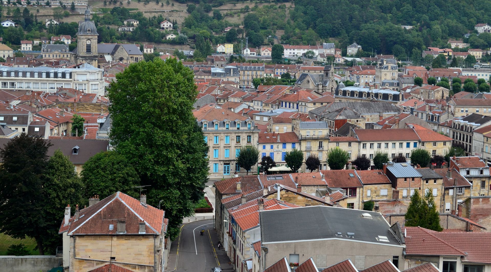 Vue aérienne de la ville de Bar-le-Duc.