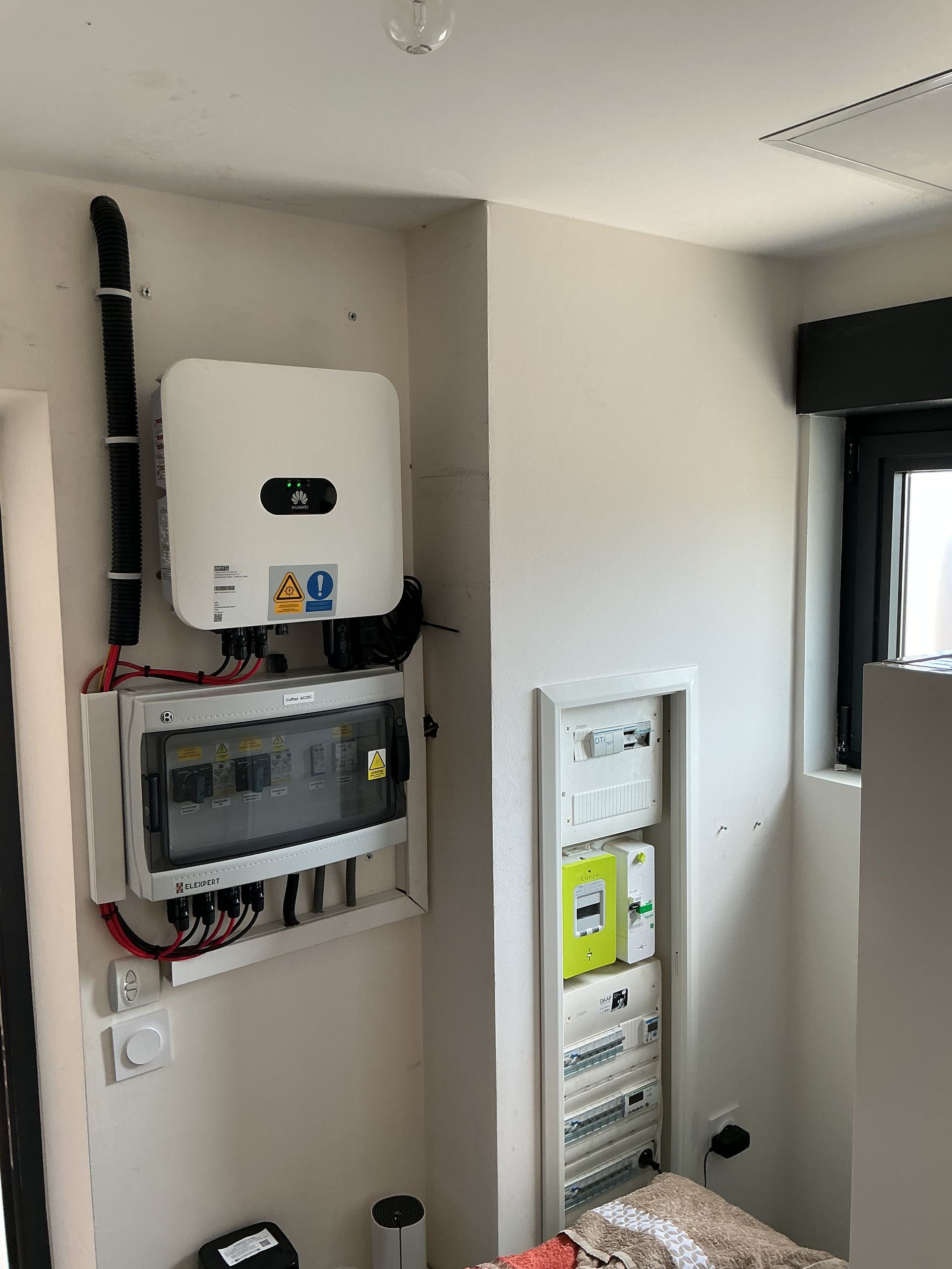 Vers la page Équipements solaires.