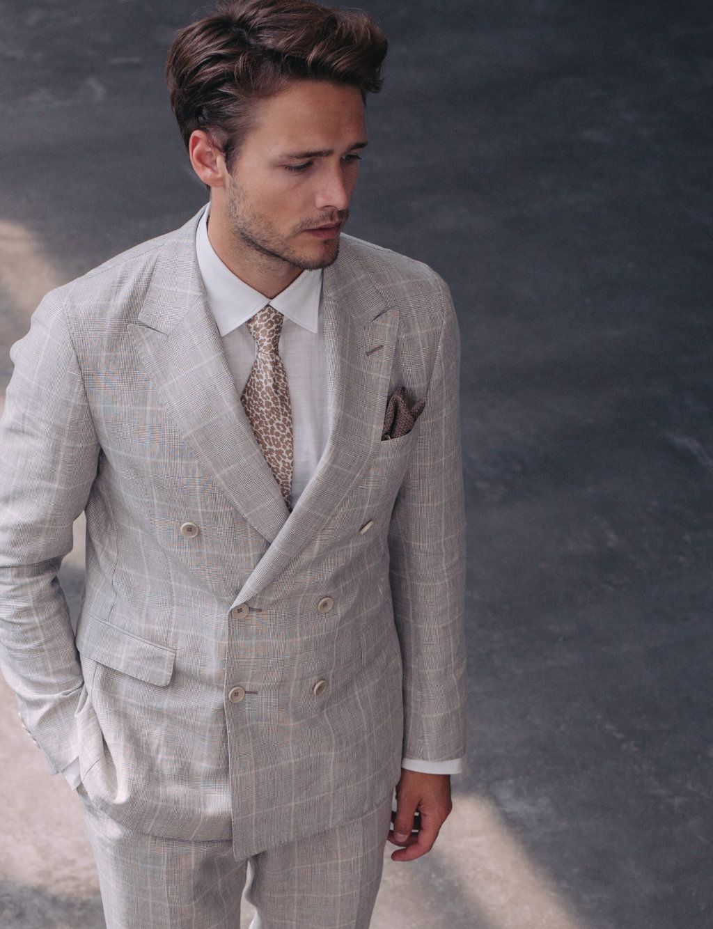 Mann in Hochzeitsanzug