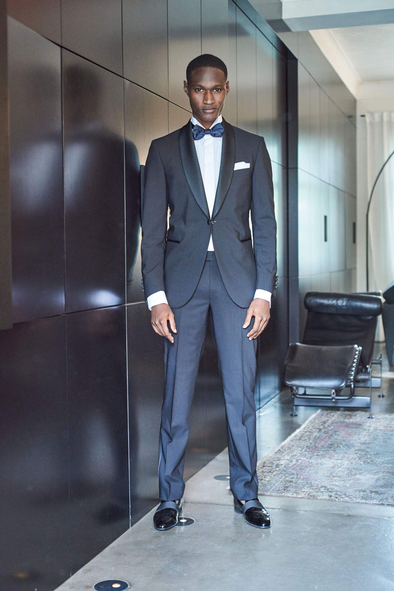 Mann in Hochzeitsanzug