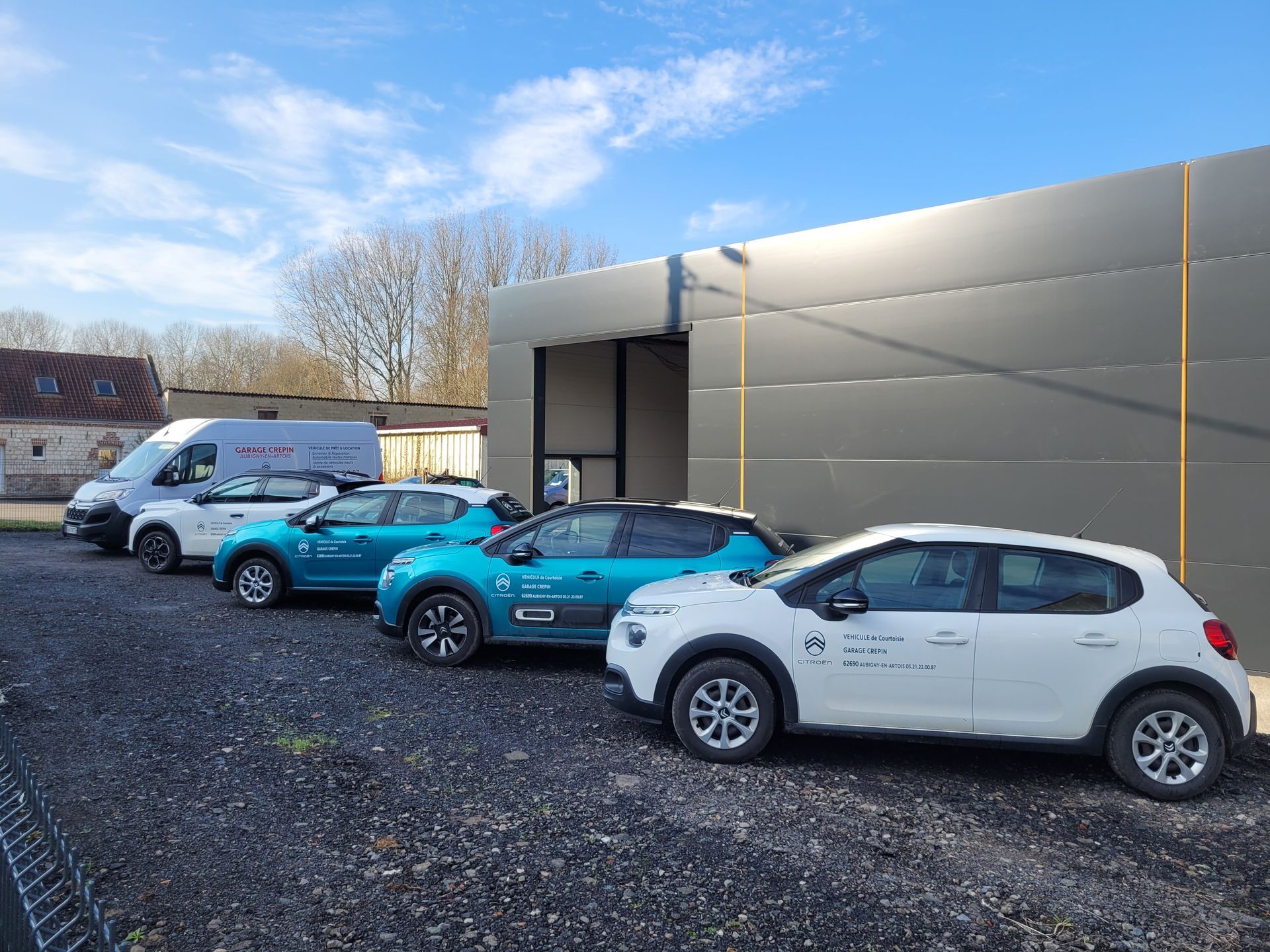 Véhicules neufs disponibles à la vente