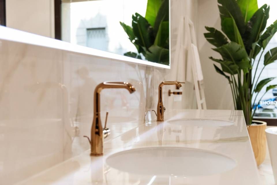 Armaturen aus Naturstein