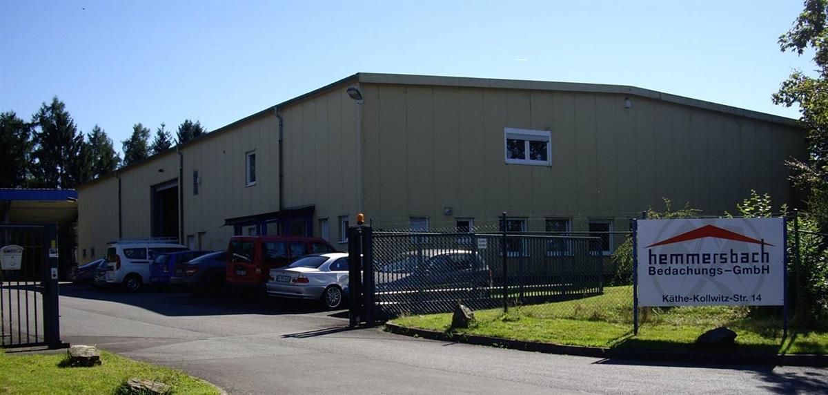 Hallenbau der Firma Lützenkirchen Coca-Cola Vertrieb im Jahr 1992. Heute ist dort die Firma Hemmersbach