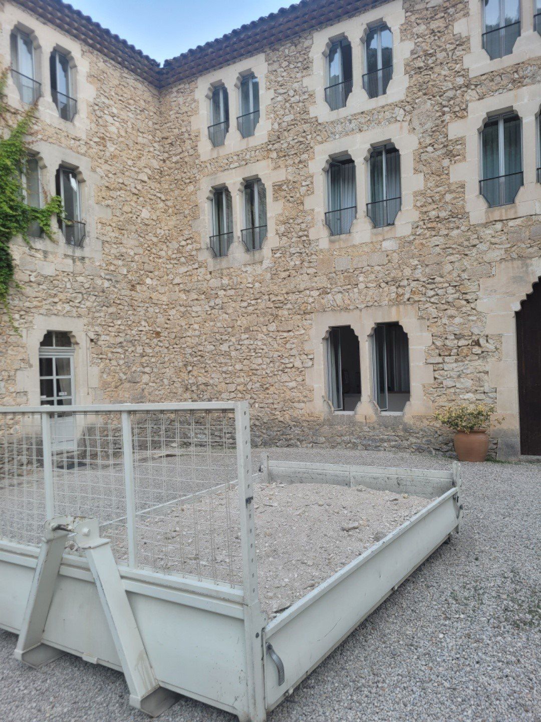 Camion benne équipée