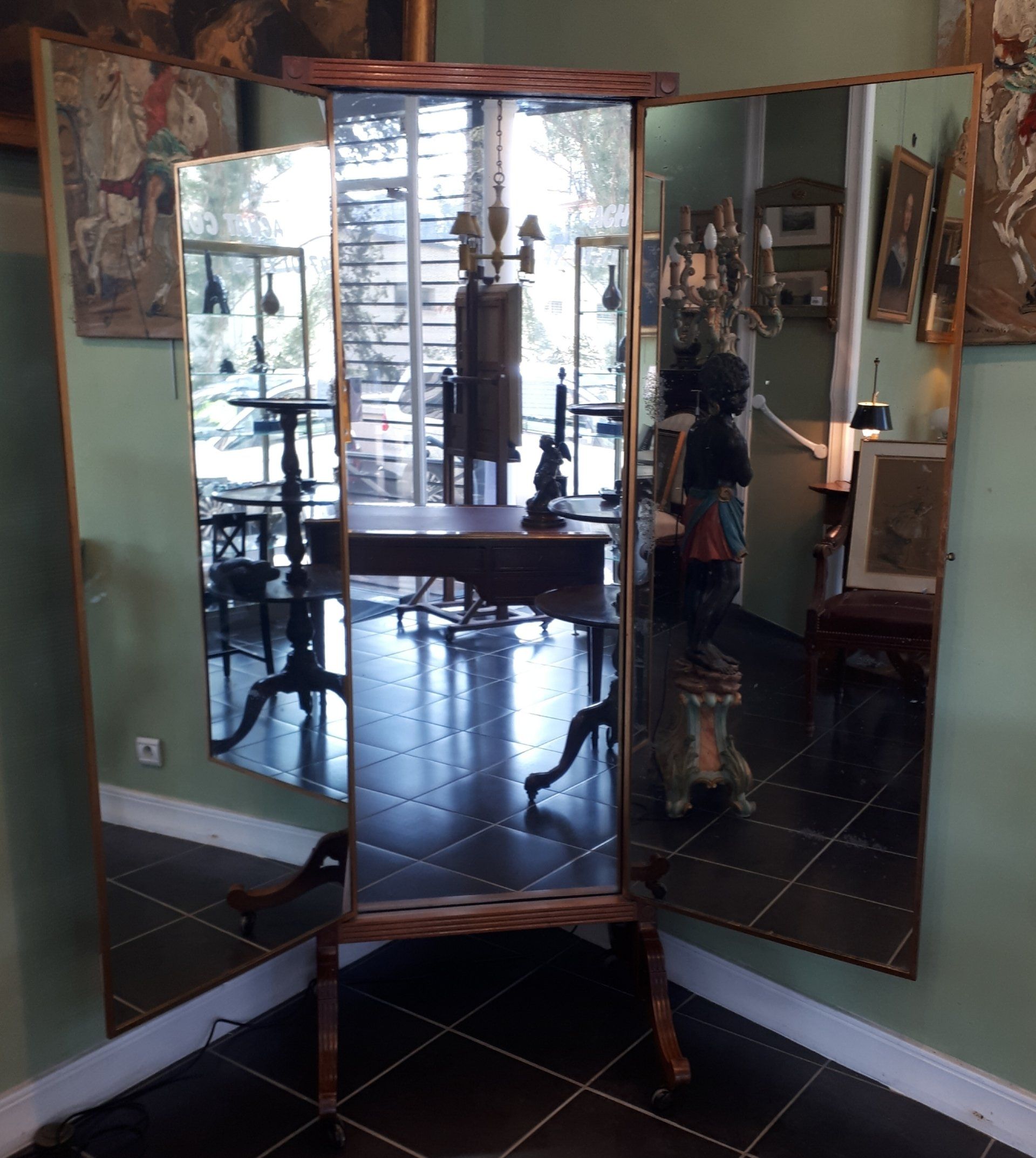 Miroir en trois parties