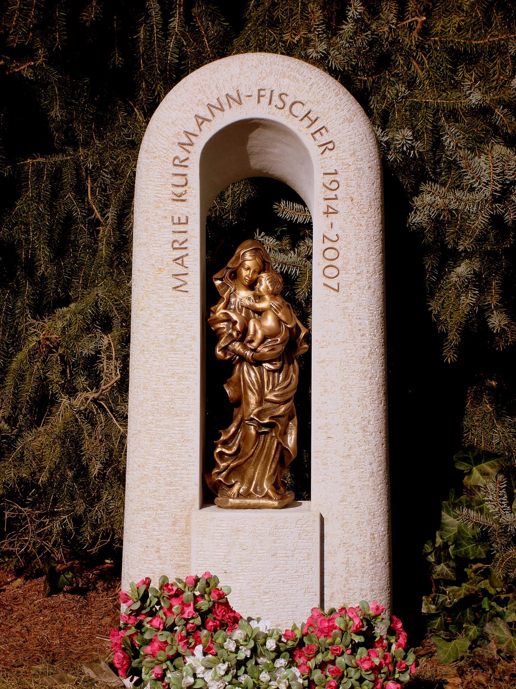 grabplatten - gautschi bildhaueratelier gmbh - reinach ag