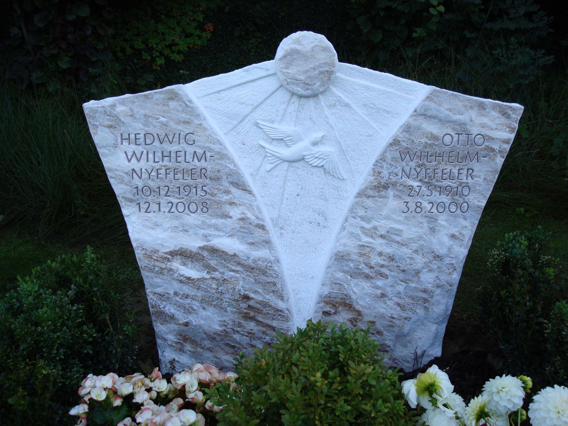 grabplatten - gautschi bildhaueratelier gmbh - reinach ag