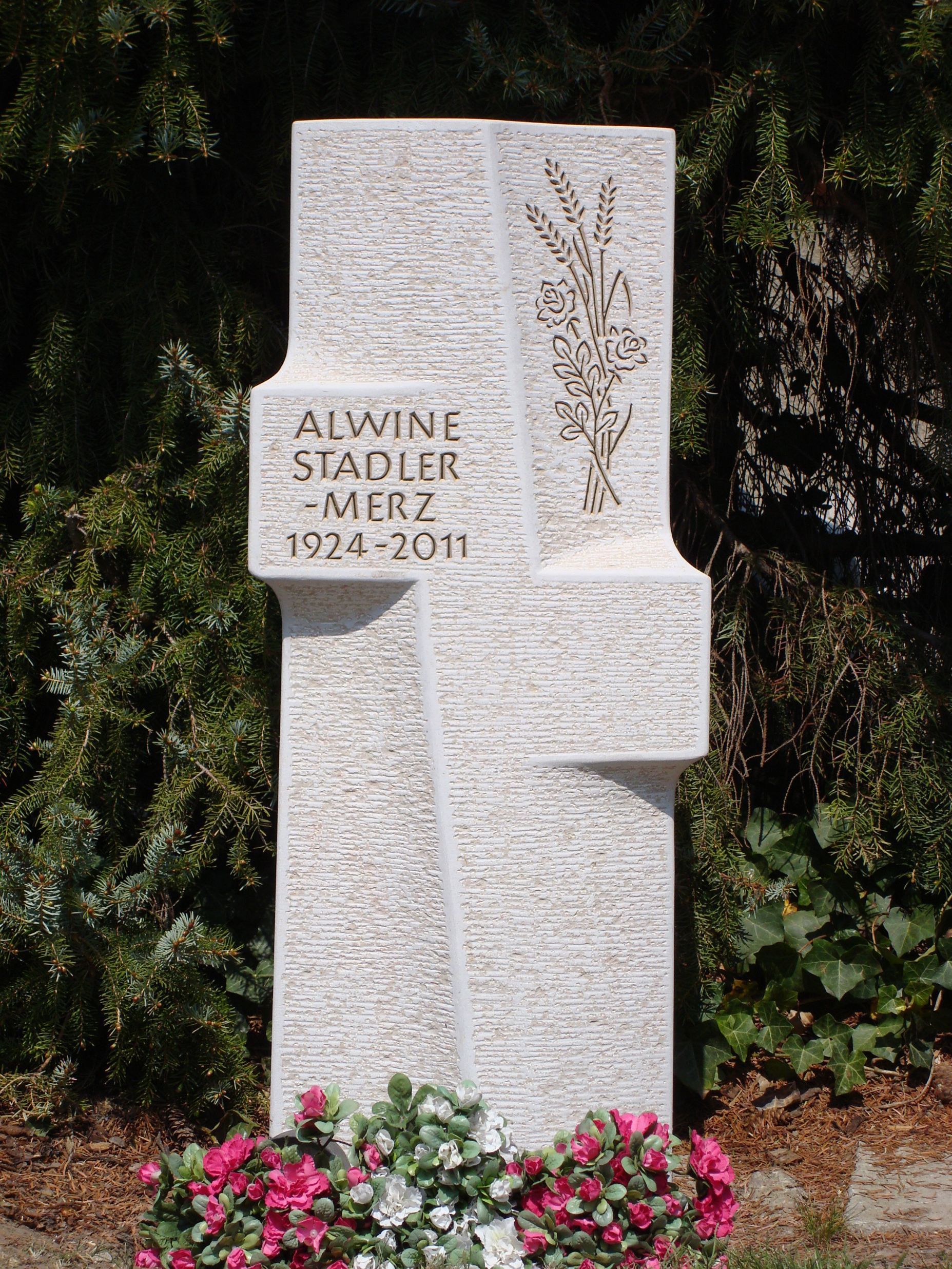 grabplatten - gautschi bildhaueratelier gmbh - reinach ag