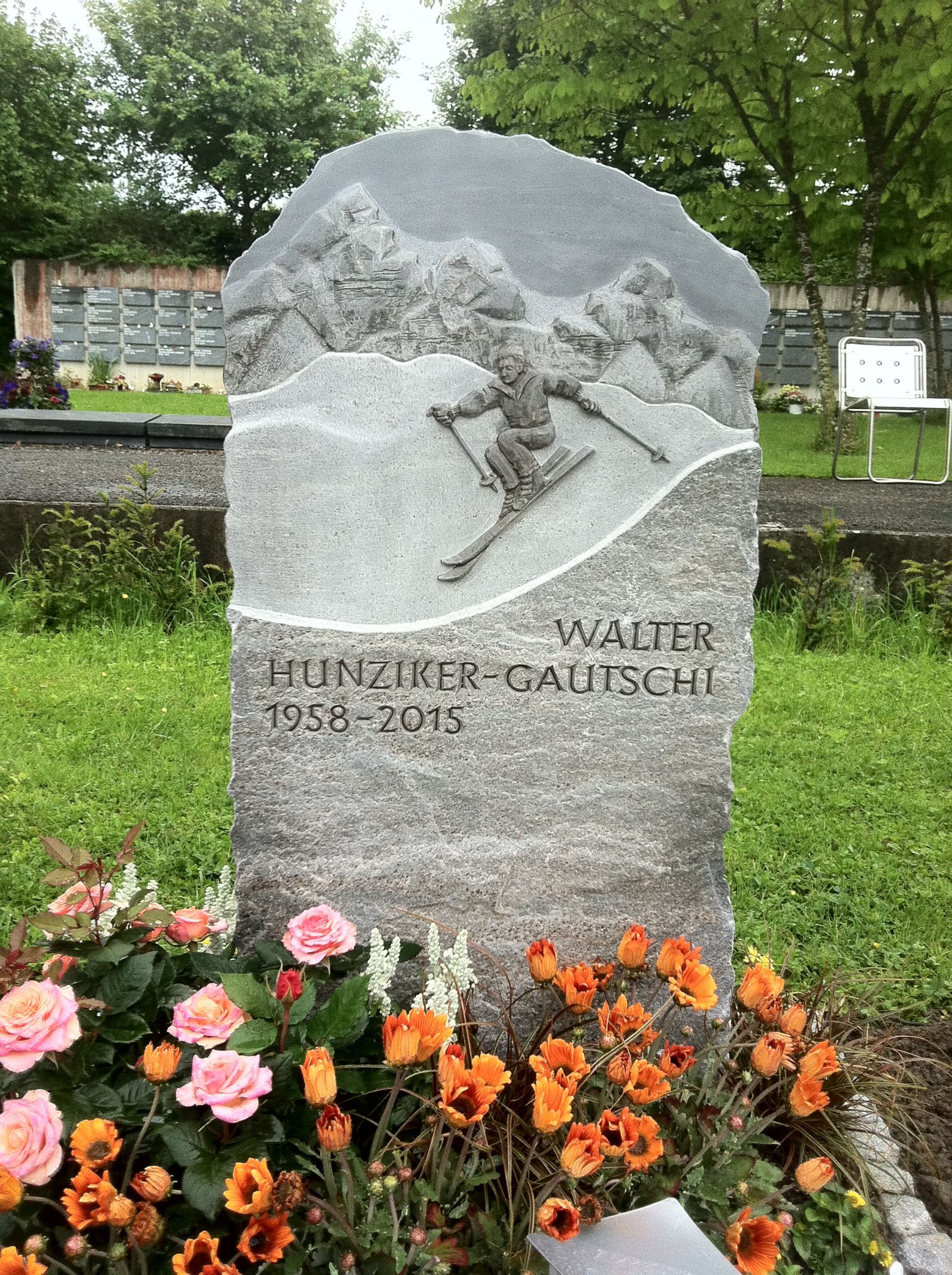 grabplatten - gautschi bildhaueratelier gmbh - reinach ag