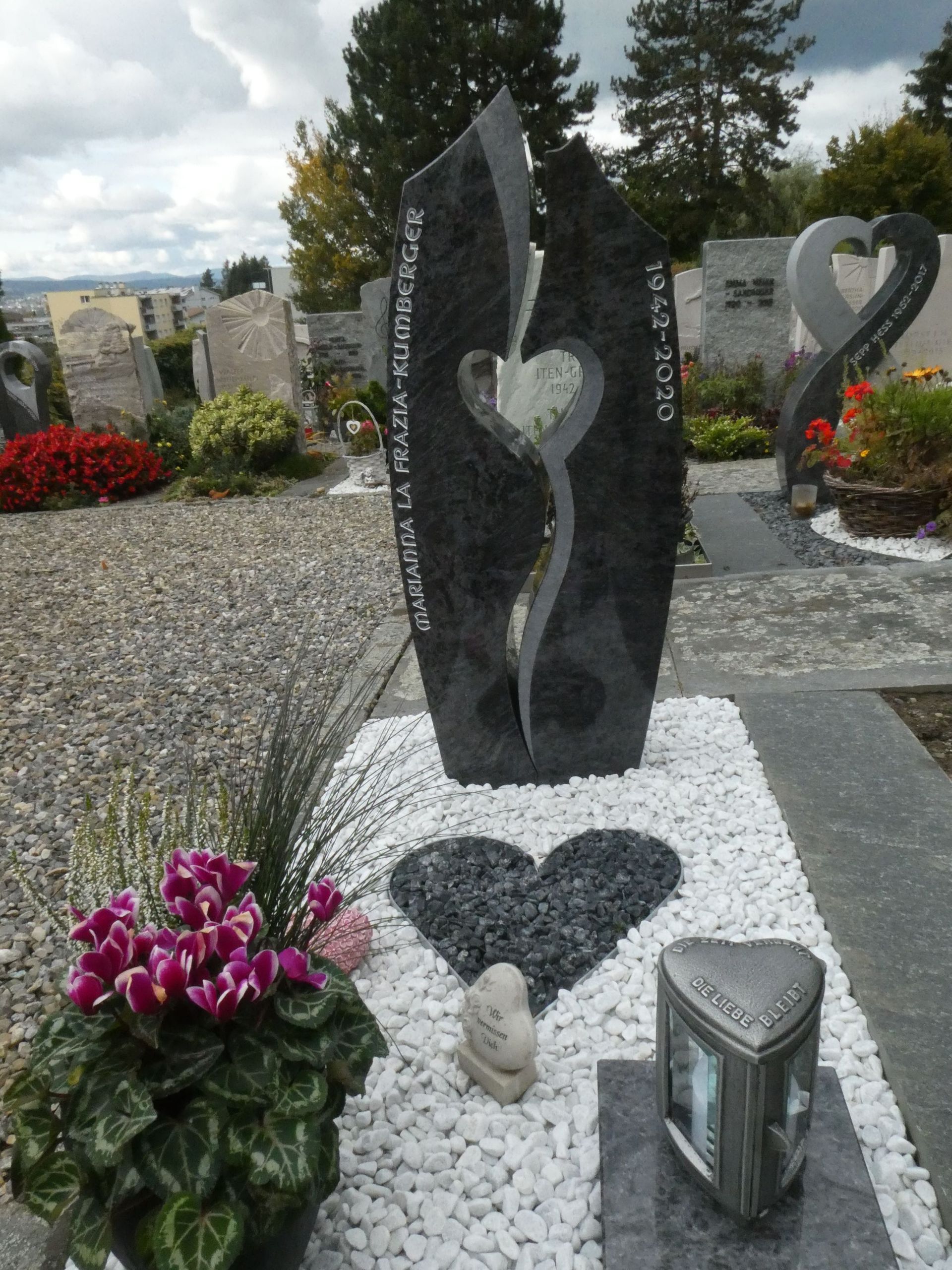 grabplatten - gautschi bildhaueratelier gmbh - reinach ag