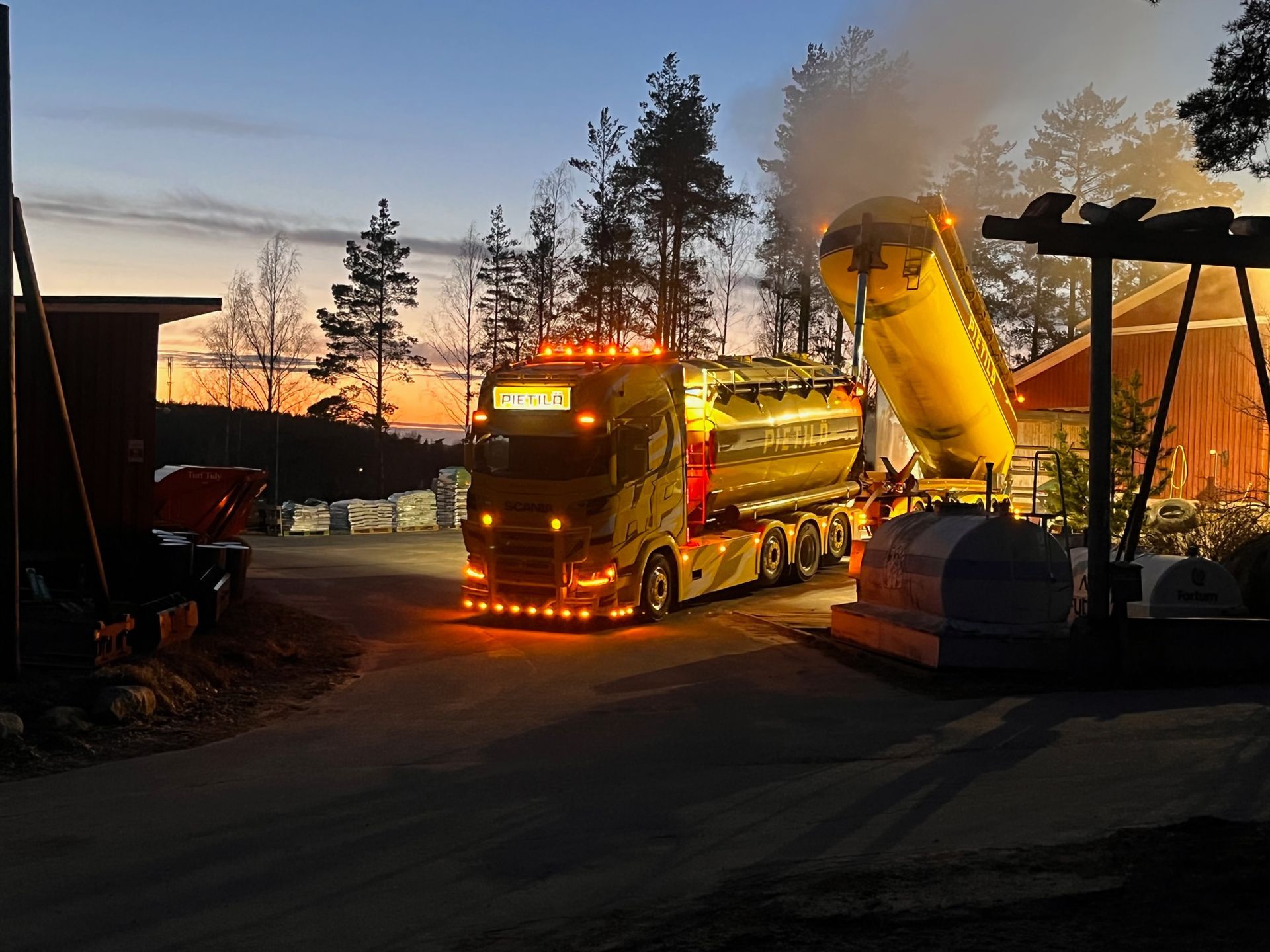 Kuljetusliike Pietilä Oy