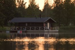 Hahkialan Uiskola