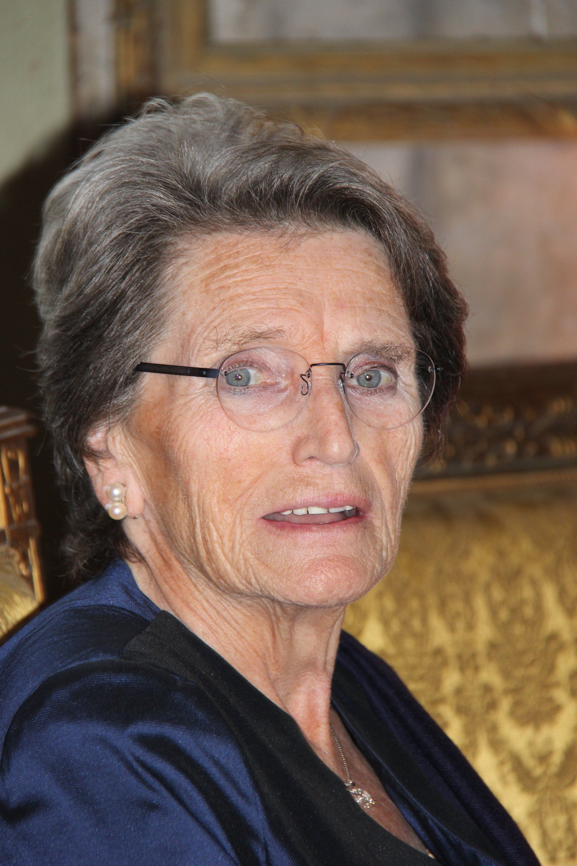 Mevrouw ELZA BOERJAN