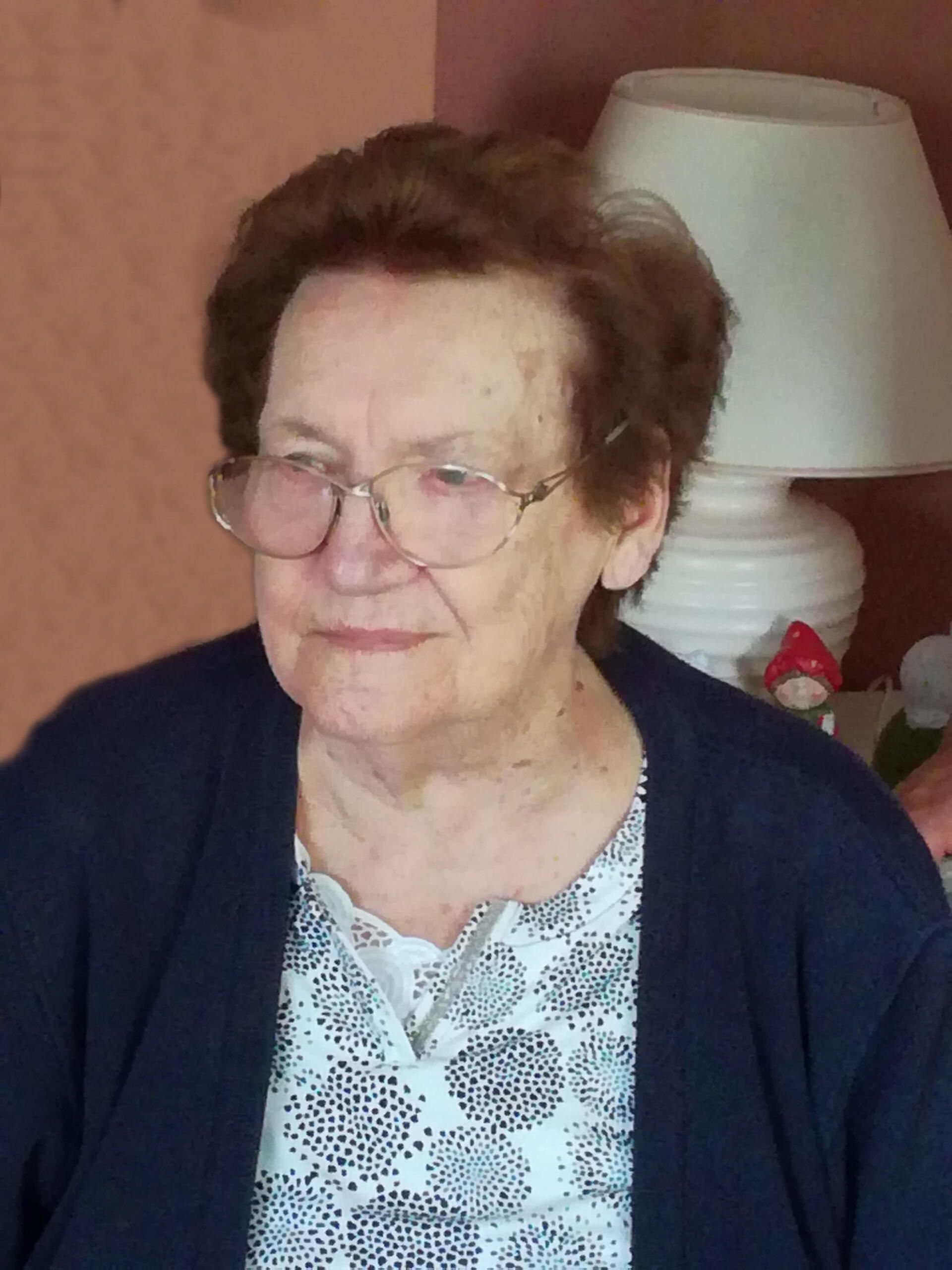 Mevrouw DENISE CREUPELANDT