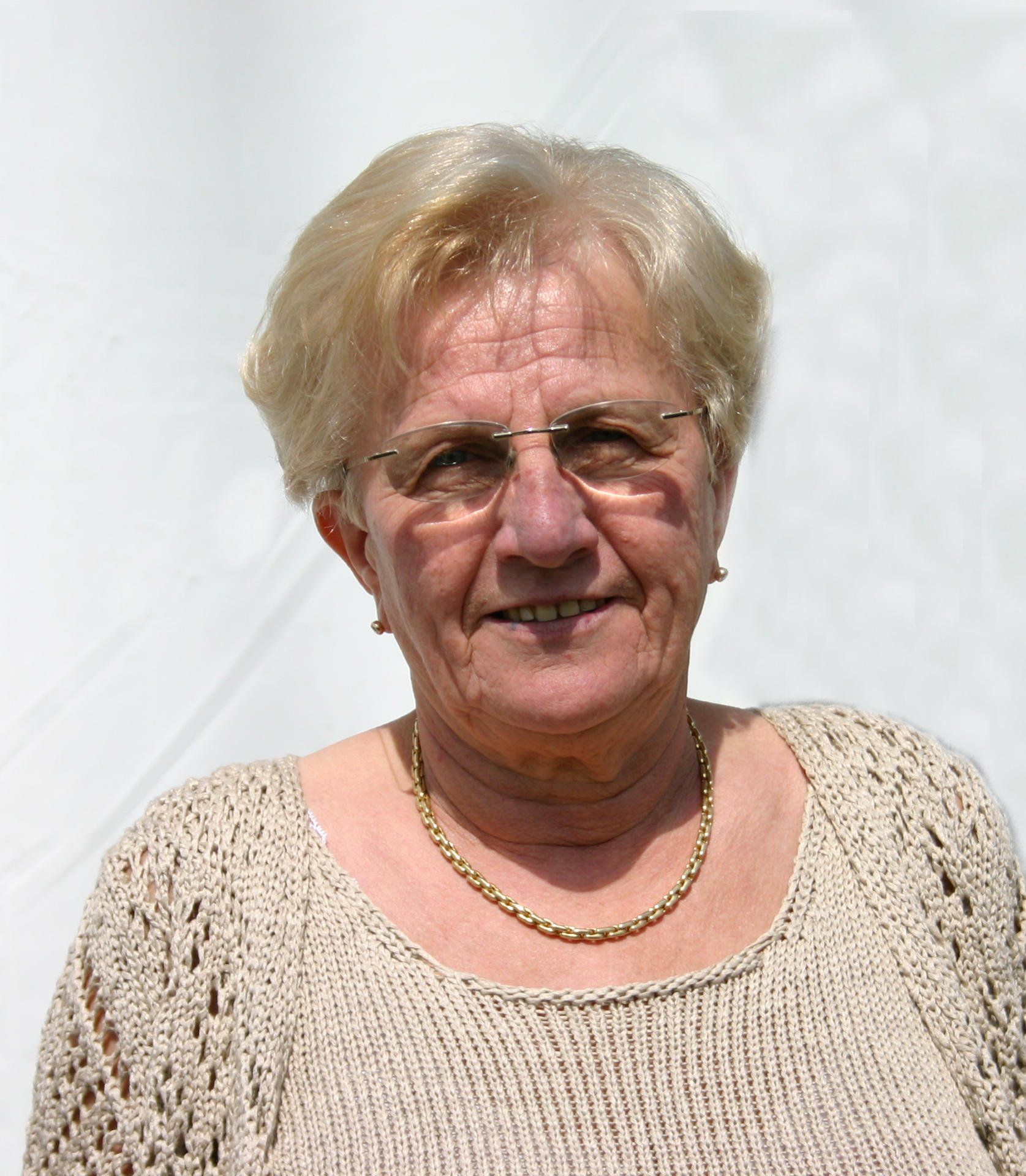 Mevrouw NOËLLA DEGRYSE