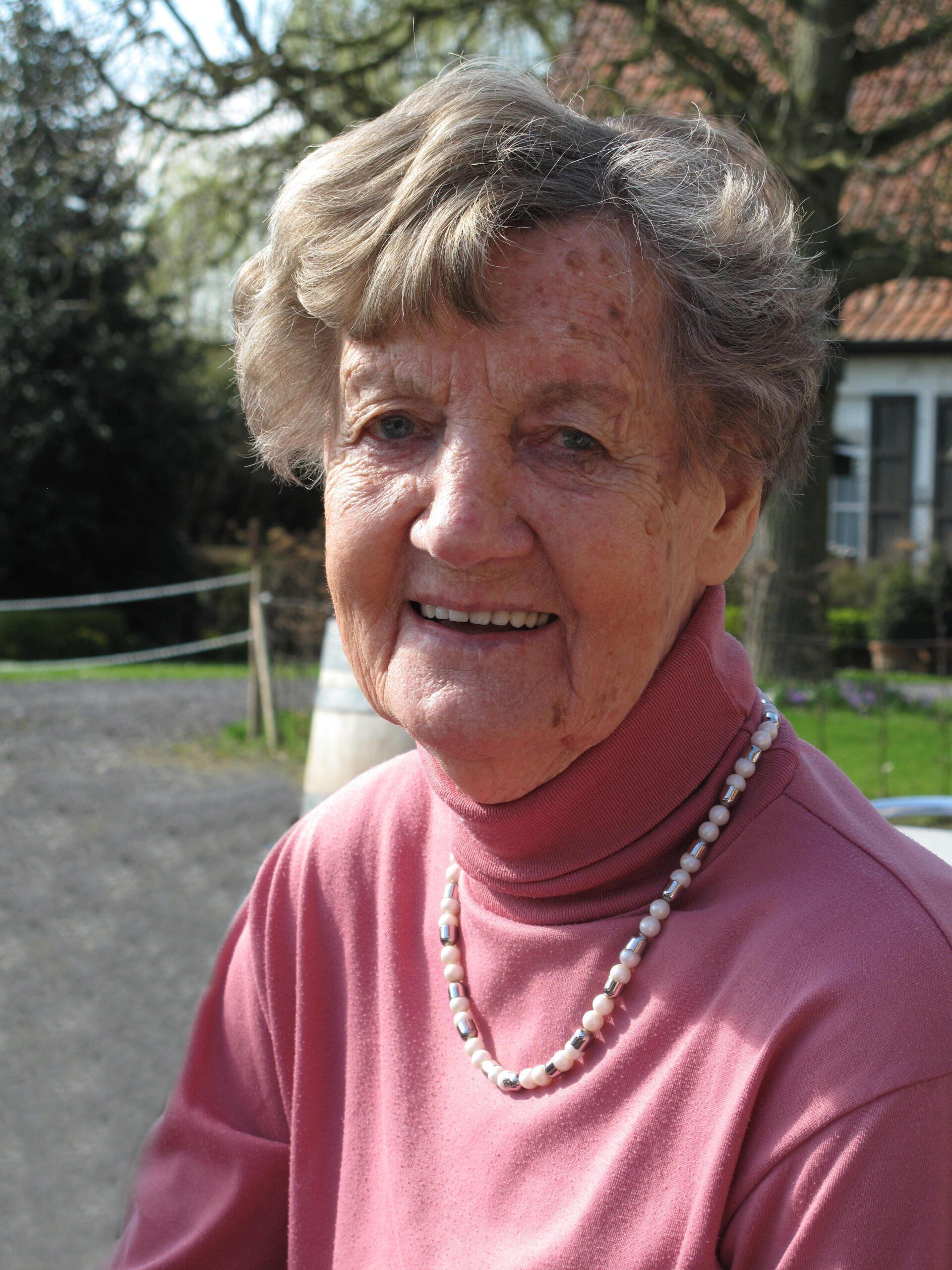Mevrouw IRENE PONSEELE