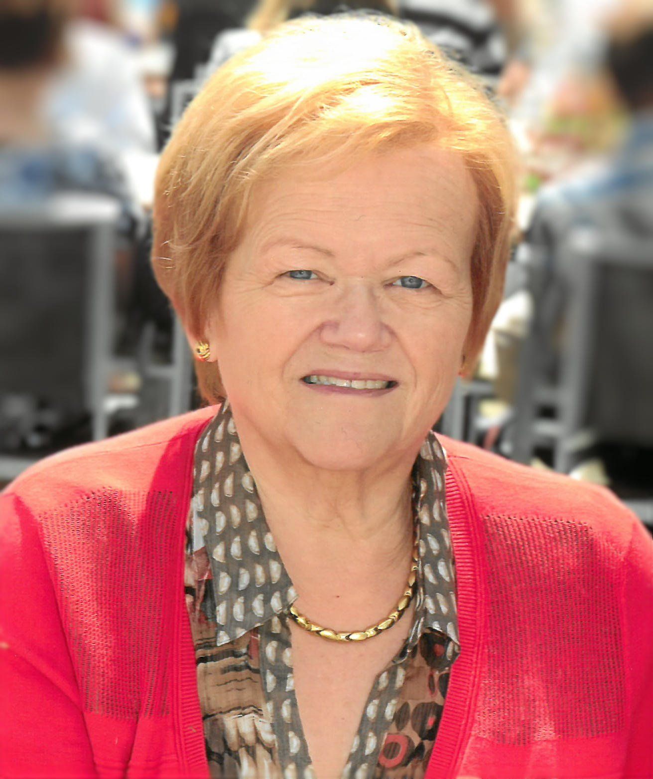 Mevrouw MARIE JEANNE VANOOSTHUYSE