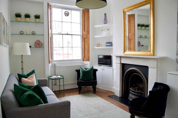 Bright one bed, Islington, London