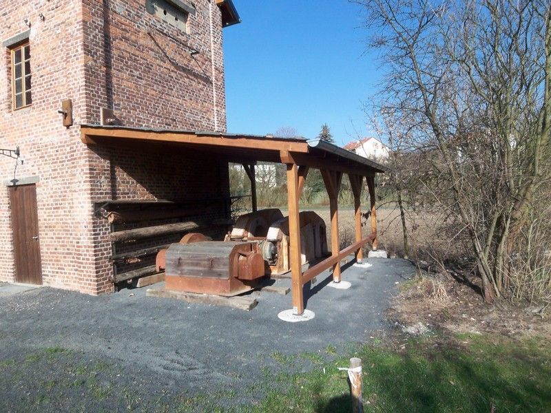 Carport, das von der Bescherer GmbH gebaut wurde