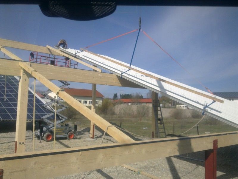 PV-Halle, die von der Bescherer GmbH gebaut wurde