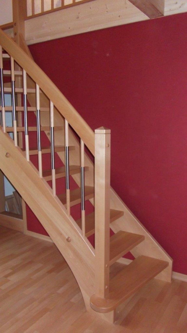 Holztreppe von der Bau- und Möbeltischlerei Frank Zichner
