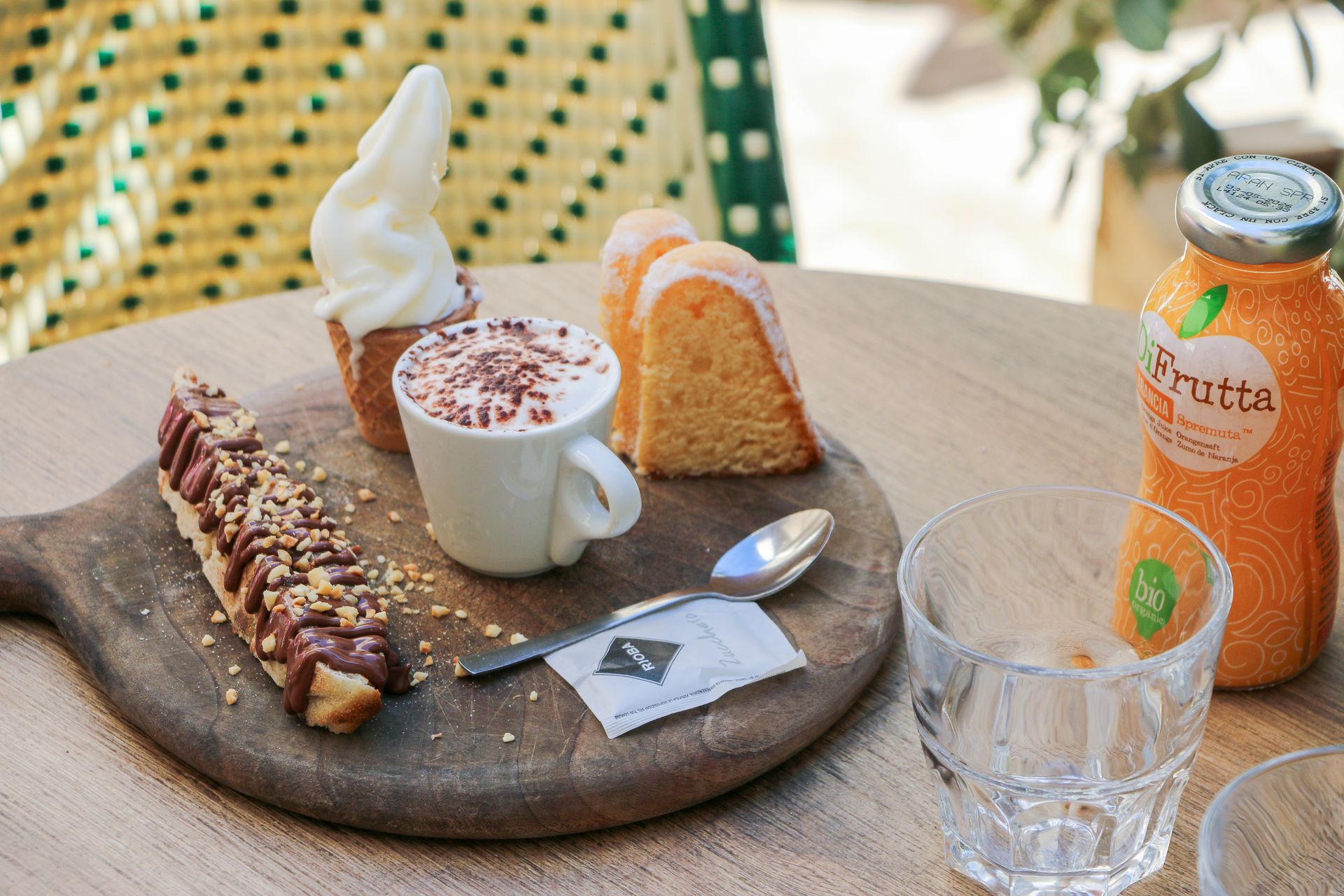 Un café gourmand italien