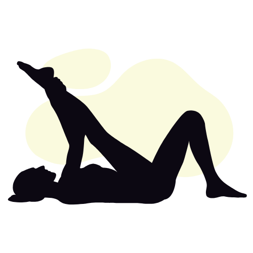 Una silueta de una persona acostada boca abajo con las piernas levantadas.