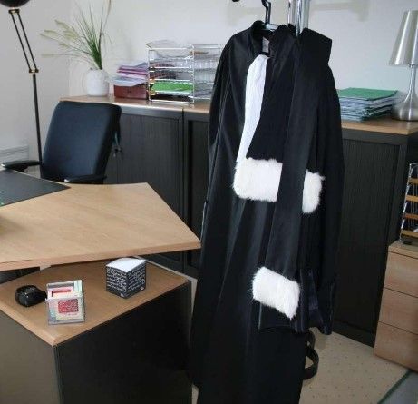 Maître Valérie BACH-WASSERMANN vous reçoit sur RDV