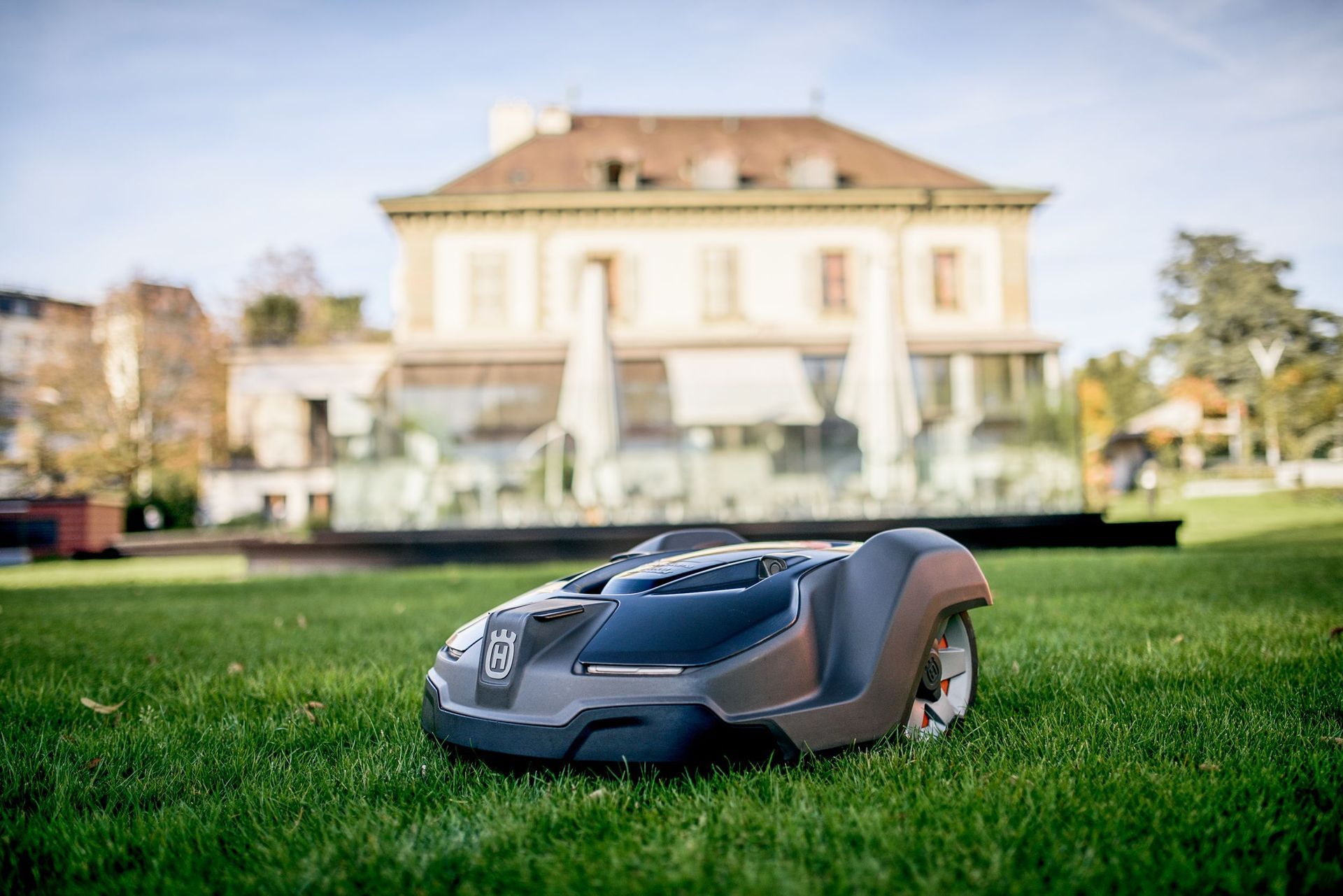 Tondeuse robot - Aqua-Z SA