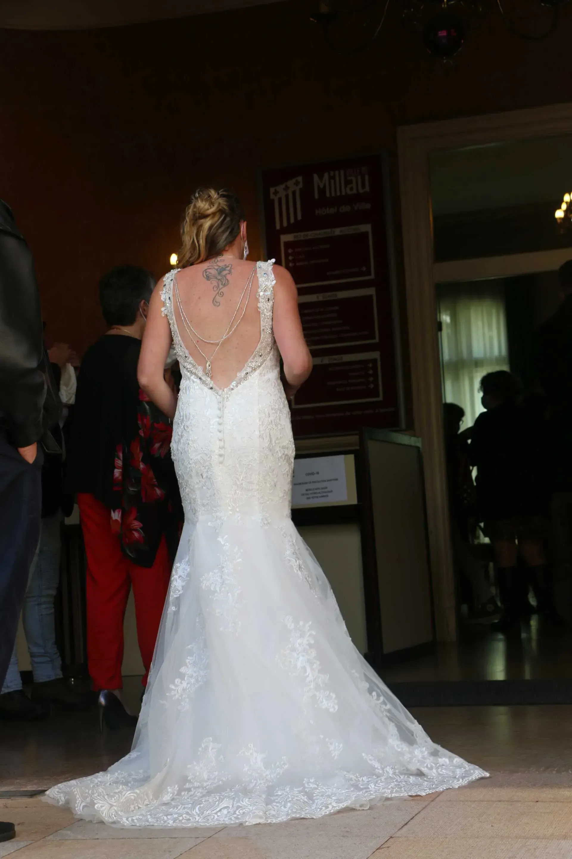 Robe mariée dos nus