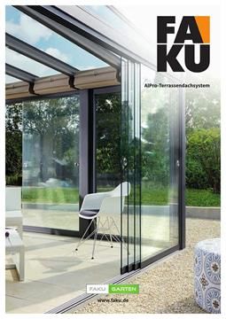 Eine Broschüre für einen Glaswintergarten mit Glasschiebetüren.